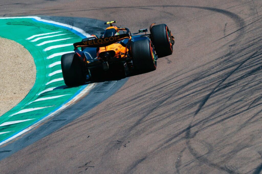 McLaren nelle FP2 di Imola