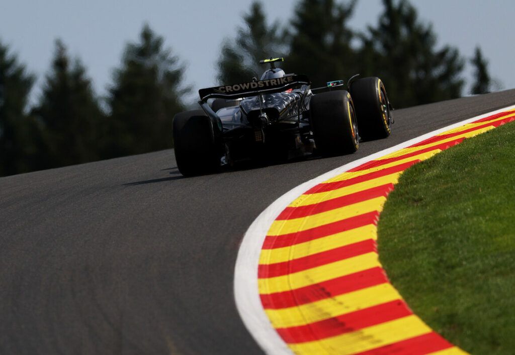 Mercedes in difficoltà nelle ultime tre gare (Fonte foto: Formulapassion.it)