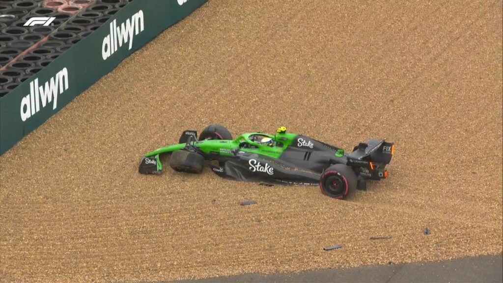 Bortoleto fa terminare anticipatamente le FP3 a Silverstone