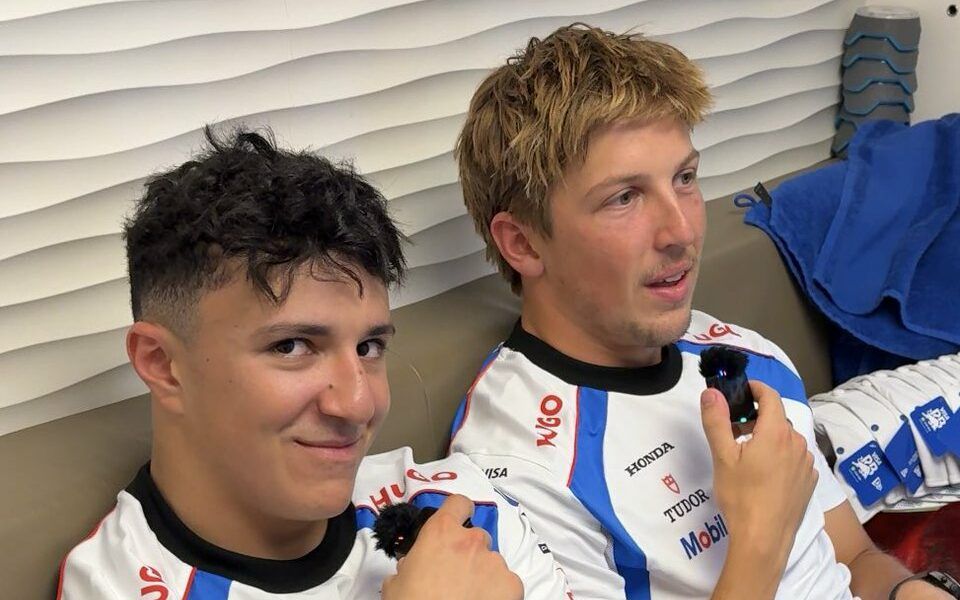 Hadjar e Lawson durante il GP di Ungheria
