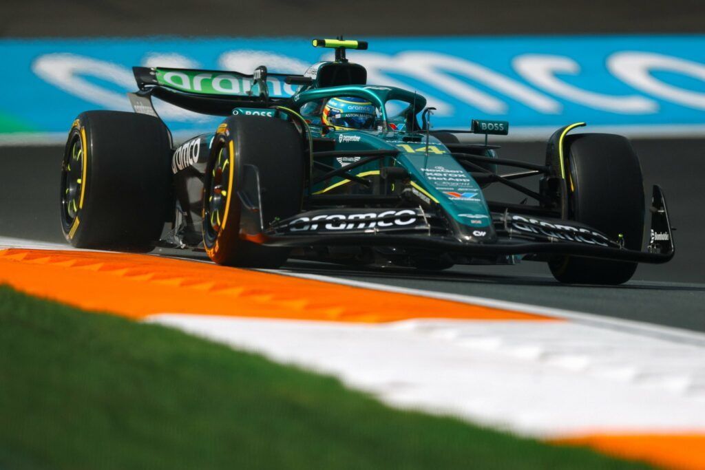Alonso durante le prove libere del GP d'Olanda (Fonte X: Aston Martin Aramco F1 Team)