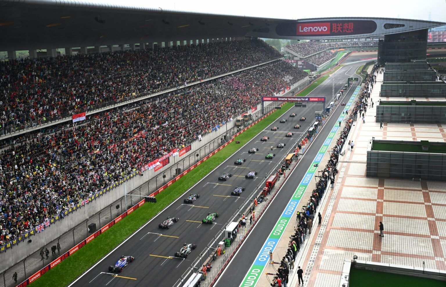 Domenicali e la Formula 1 dei colpi di scena: sprint, griglia invertita… ma qual è il sacrificio? Domenicali Formula 1