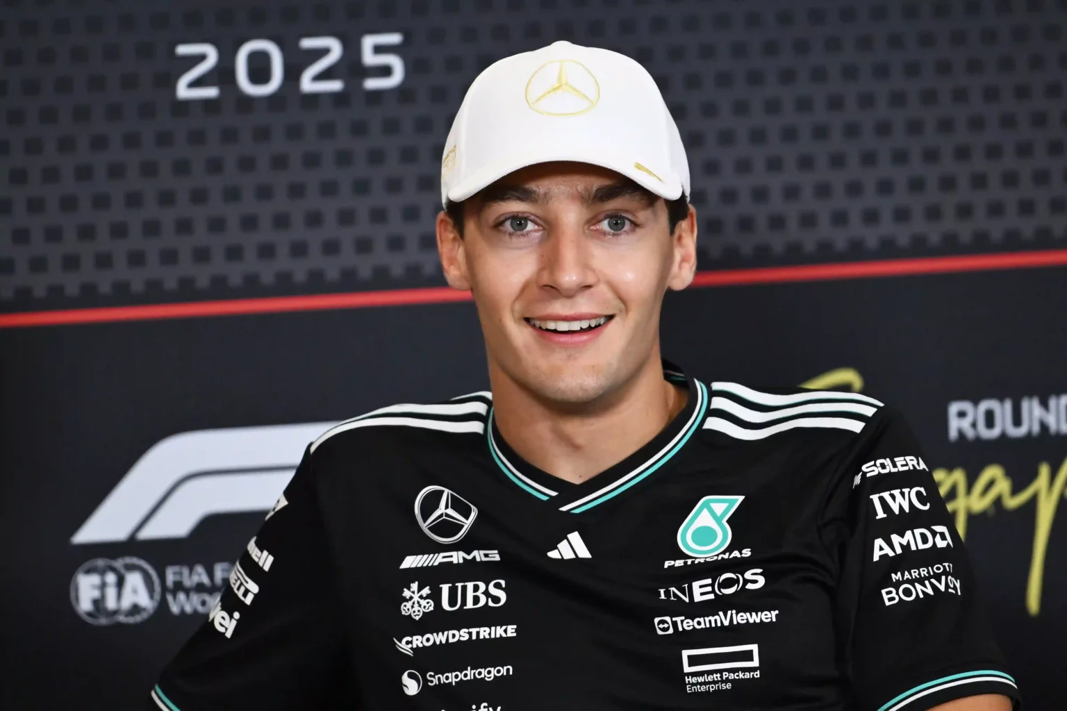 GP Singapore | Qualifiche: la meraviglia di Mercedes e Russell George Russell, poleman nelle qualifiche del GP di Singapore.