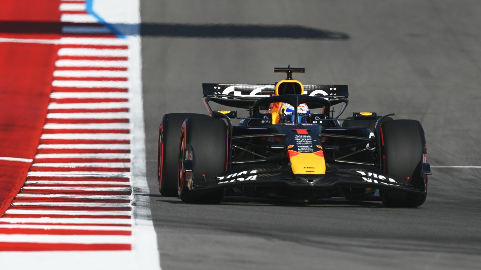 Max Verstappen si prende la pole nelle qualifiche del GP di Austin (Fonte X: Oracle Red Bull Racing)