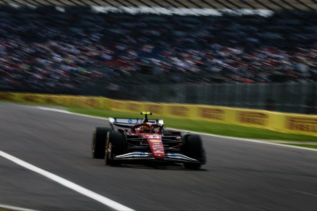 Hamilton fa segnare un ottimo giro sul finale delle FP3 del GP del Messico (Fonte X: Scuderia Ferrari HP)