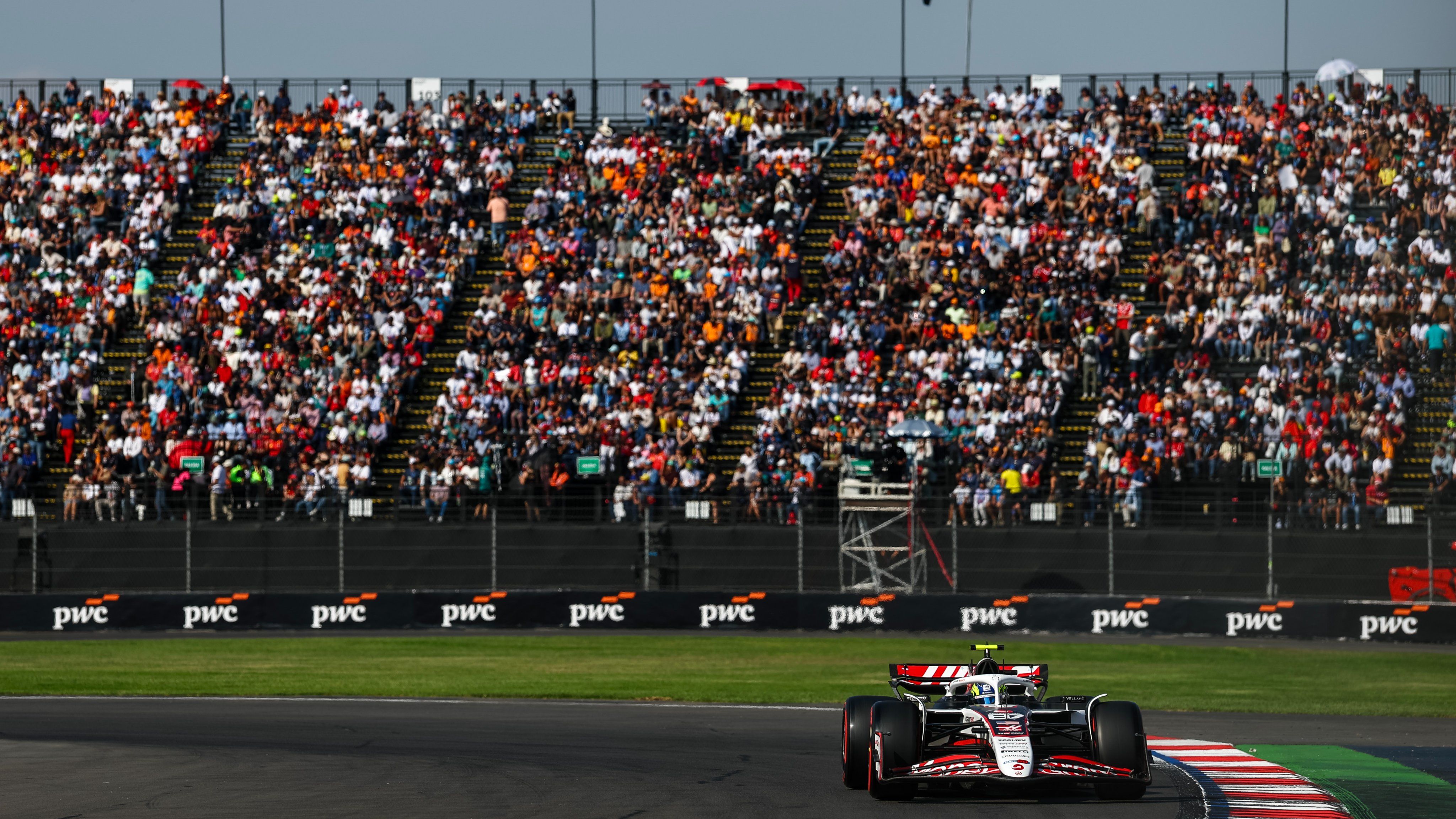 Un Bearman in forma durante le qualifiche del Gp del Messico (Fonte X: MoneyGram Haas F1 Team)